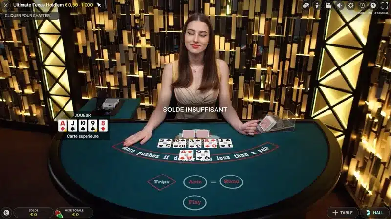 début d'une partie au poker ultimate