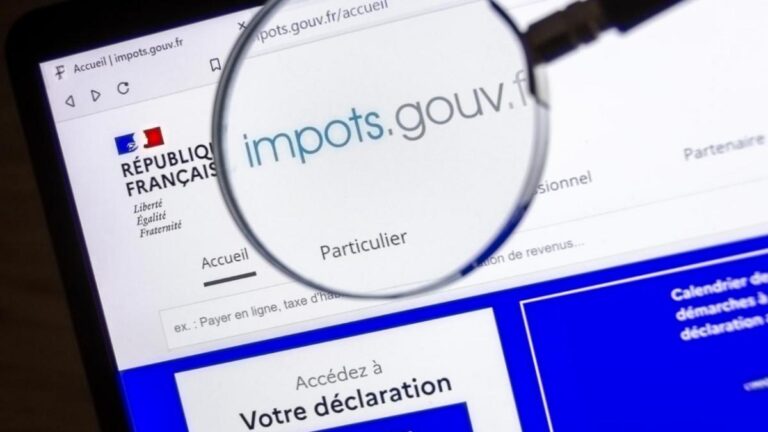 Interface de declaration fiscale en ligne pour les revenus gaming et streaming en France 2025