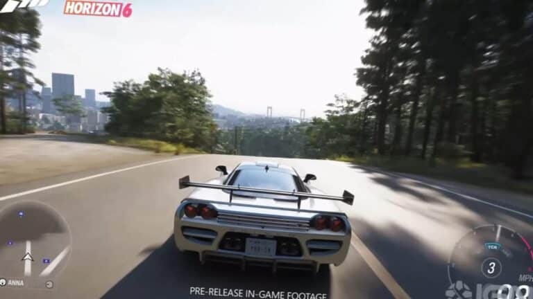 Capture d'ecran de Forza Horizon 6 montrant une course dans les rues de Tokyo au Japon