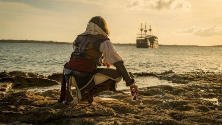 Cascadeur Red Bull effectuant le Leap of Faith de 18 metres en costume d'Assassin's Creed