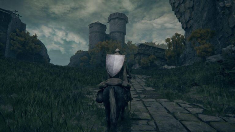 Interface PlayStation Plus Extra affichant le RPG medieval de 130 heures disponible en juin 2026